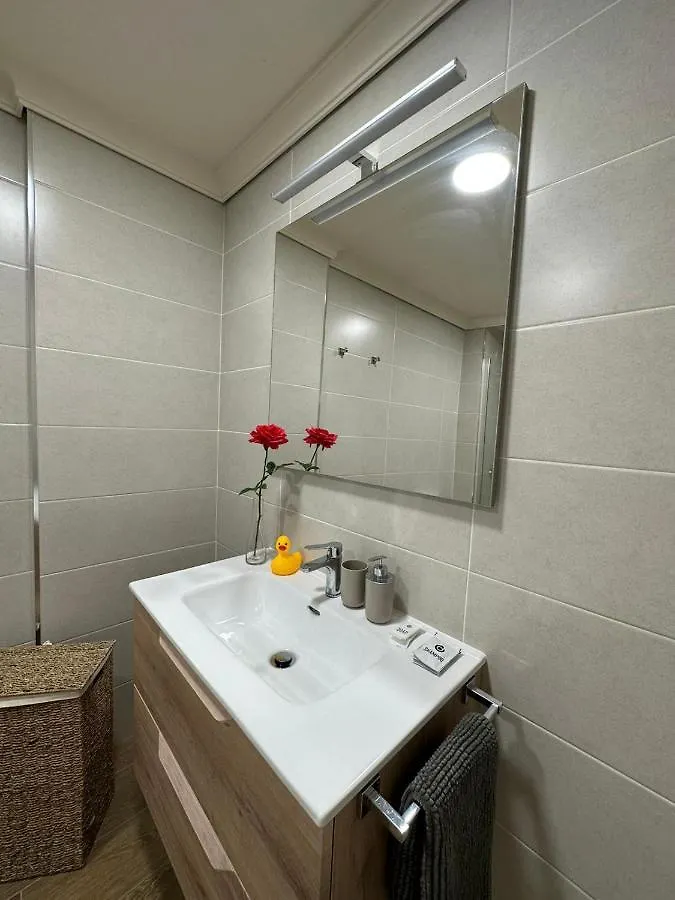 Ocean Breeze Apartment Puerto de Santiago  0*, Puerto de Santiago (Tenerife)